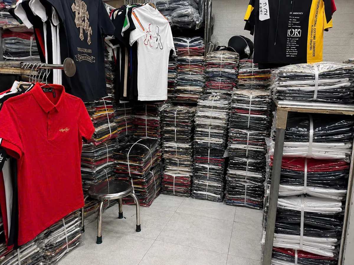 Áo thun nam sỉ Long Hương cho shop quần áo